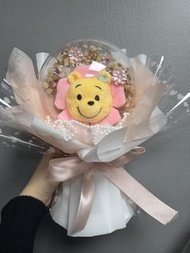 現貨 ‼️‼️乾花滿天星花+ Winnie the Pooh +袋 +LED燈 情人節禮物 告白 花束 番梘花 520花束 滿天星 勿忘我 母親節花束 母親節禮物 情人節禮物 520花束 告白 賞月 