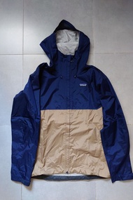 Patagonia Torrentshell Rain Jacket (已使用過)