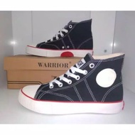 SEPATU WARIOR CLASSIC BLAK/WHITE | SEPATU DILAN 1990