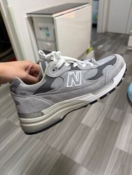 New Balance 992 灰色運動鞋