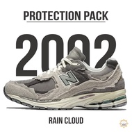 NB 2002r Protection Pack Rain Cloud Sneakers Gray Clever Man Store