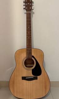 Yamaha F310 Acoustic Guitar 木結他