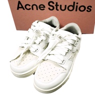 Acne Studios義大利製 08STHLM LOW 籃球鞋，35碼（22.5公分），白色/米白色，原價：¥74,800。運動鞋，鞋子 [近全新] [二手] [Acne Studios]