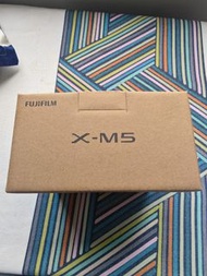 Fujifilm x-m5 銀色