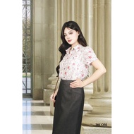 The One Fashion AB2023HODO German collar short-sleeved crop top shirt with pink silk and red flowers