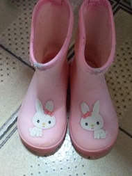 女童雨鞋