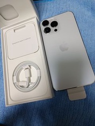 Iphone 14 pro max , 256G 香港行貨原裝 白色/黑色 Iphone 14promax , 256G (HK version, original) white/black