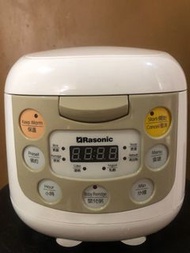 樂信牌迷你電腦電飯煲 Rasonic Rice Cooker RRC-YC06