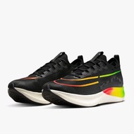 Nike  Zoom Fly 4 碳板競速跑步鞋