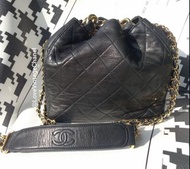Chanel vintage 水桶 bag leather lambskin 金環