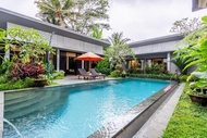 Villa  m² dengan 3 kamar tidur dan 3 kamar mandi pribadi di Ubud (Chakola- Ubud Green Haven – 3BR Vi
