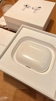 (二手連原裝盒) 香港行貨AirPods pro with MagSafe charging case 第一代 連全新耳塞