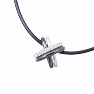 成色極佳的御木本十字架K18白金鑽石項鍊，K18白K金/鑽石，黑色鍍層，編號0098 [二手]MIKIMOTO女士