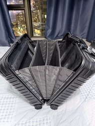 Rimowa pilot  Suitcase