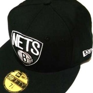 全新 NEW ERA NBA 布魯克林 籃網 KD Kevin Durant KI Kyrie Irving 全封帽 7 1/8 黑色 籃網logo帽 可議價