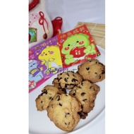 homemade chocolate chip cookies (Famous Amos)