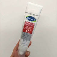 Cetaphil Redness Relieving Daily Facial Moisturizer with Sunscreen SPF40 Tinted Formula