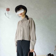 尋寶古著-DAKS復古卡其直紋短版襯衫