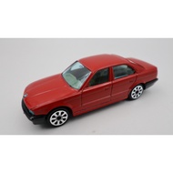 Bburago 1/43 BMW 535 I (Red)-41580