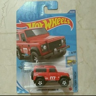Hotwheels land rover defender 90