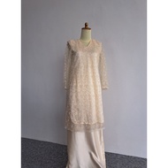 Preloved Baju Kurung Silk Putih Bersulam
