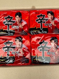 มาม่าเกาหลี 신라면 ของแท้ผลิตที่เกาหลี SHIN RAMEN 5ea/pack 1แพ๊คมี5ห่อ