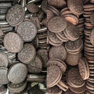 [BISKUT TIMBANG] LEE BISCUITS CHOCOBIS OREO (CHOCOLATE / VANILLA) FLAVOURED CREAM COOKIES HALAL