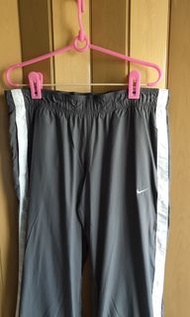 Nike 運動風褲休閒長褲