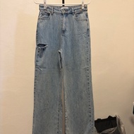 Second-Hand Pants URBAN REVIVO Brand