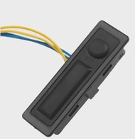 SWITCH PINTU BAGASI BELAKANG ROBAHAN NISSAN SERENA C26