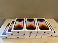 全新盒裝未拆封! 64G黑色三代 iPhone SE3 64GB Locked Black 鎖卡機**蘋果保固一年
