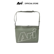 ARI SHOULDER BAG - GREY/WHITE/BLACK กระเป๋าสะพายไหล่ อาริ สีเทา