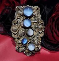 維多利亞時期1830-1900玫瑰花白色金屬仿貓眼裙夾胸針母親節禮物