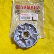 Yamaha Nouvo mio original YGP 5LW-E7620-00 Front CVT Pulley Roller Housing