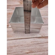 Cake pan 6 x 6 x 3 inches, 7 x 7 x 3 inches, 8 x 8 x 3 inches, 9x 9x 3 inches, 10 x 10 x 3 inches