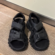 Balenciaga巴黎世家 男生涼鞋