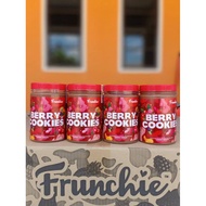 Ready Stock New Frunchie COOKIES AND BERRY biskut viral kunyah kunyah coklat cair