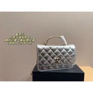 CHANEL CHANEL 25K Double CLogo Diamond Check Metal Grain Grain Cowhide Handbag Women Silver