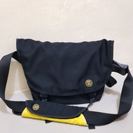 Crumpler the hoax sling bag second ori 194