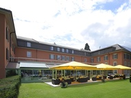 德斯班斯大飯店 (Grand Hotel des Bains)