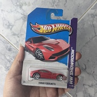 Hot Wheels Ferrari F12Berlinetta