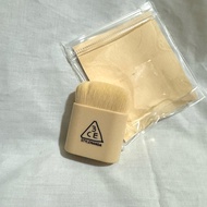 | 3CE Foundation Brush With Bag
