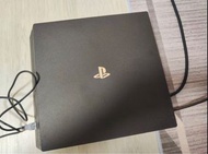 PS4 Pro 2tb 兩手制 PlayStation