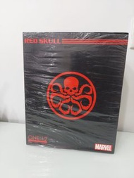 Mezco one:12 collective Red Skull