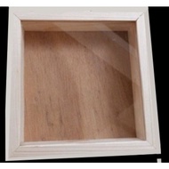Acrylic wood frame size 22x22 cm