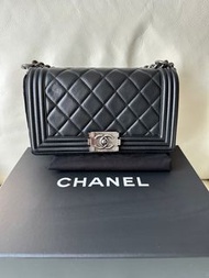 Chanel Boy 25cm