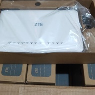 FREE SHIPPING - NEW zte zxhn f670L router complete