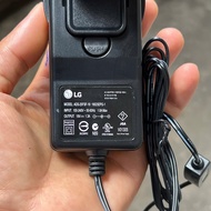 Original LG 19V monitor power cord according to LG monitor