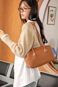 MADAM PEONY ใหม่ กระเป๋าสะพายข้าง รุ่น CUBIC