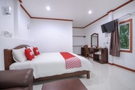 OYO 75353 Loy Chalet Resort